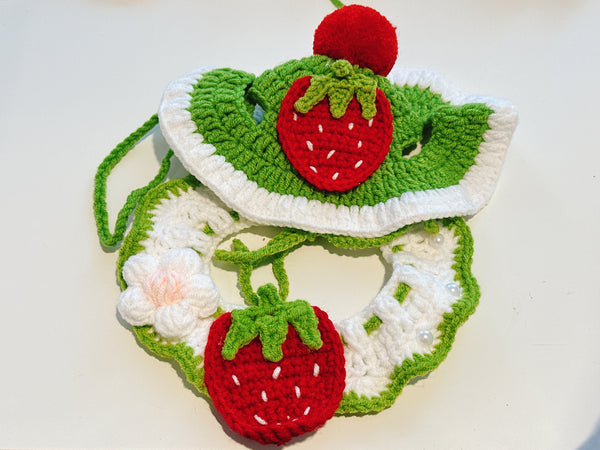 Pet Knit Collar + Hat (Strawberry)